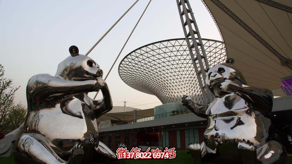 不銹鋼卡通熊貓雕塑，為動物園擺放鏡面裝飾