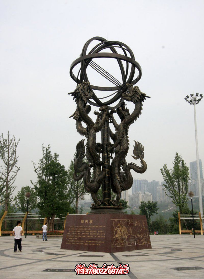 大型不銹鋼渾天儀景觀雕塑，創(chuàng)意締造絢麗廣場(chǎng)