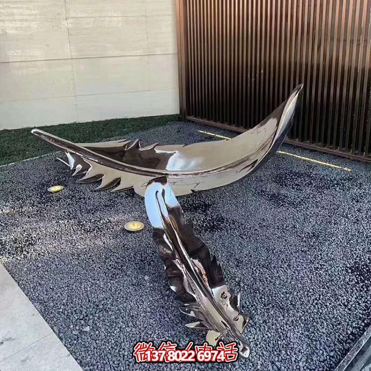 不銹鋼羽毛擺件鏡面裝飾，點亮戶外公園