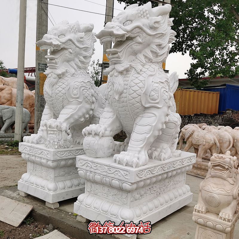 古典漢白玉大型麒麟景觀雕塑，點綴庭院、別墅神秘氣息