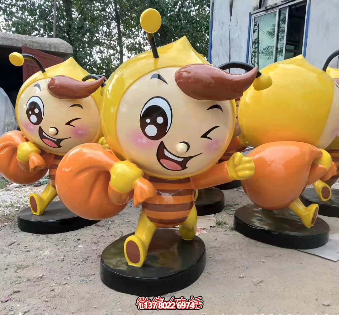 仿真蜜蜂雕塑背包，輕便玻璃鋼裝飾小區(qū)、景區(qū)和草坪