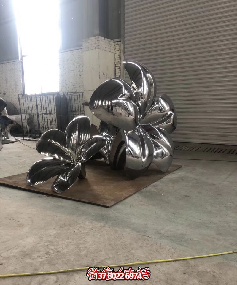 不銹鋼廣場(chǎng)鏡面花朵雕塑 不銹鋼廣場(chǎng)鏡面花朵雕塑